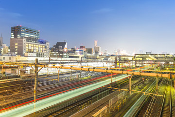 Fototapeta na wymiar tracks in tokyo railway station at twilight