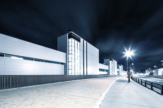 empty sidewalk in downtown of tokyo at night