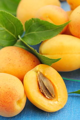 Fototapeta na wymiar Ripe fresh apricots