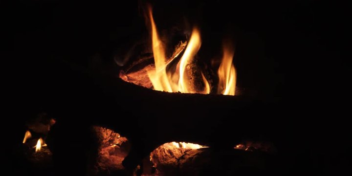 Close view of a glowing wood fire
