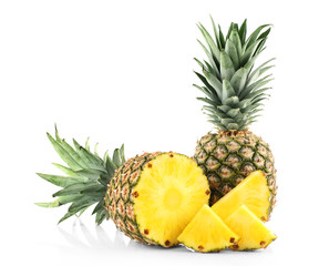 Sliced pineapple, isolated on white - obrazy, fototapety, plakaty