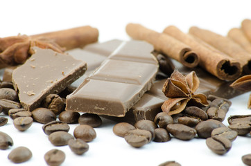 Tiles broken chocolate and coffee beans