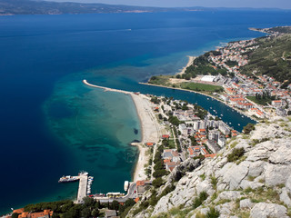 Hafenstadt Omiš in Mitteldalmatien - Kroatien - Adriaküste