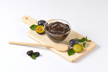 bowl of plum butter (powidl)