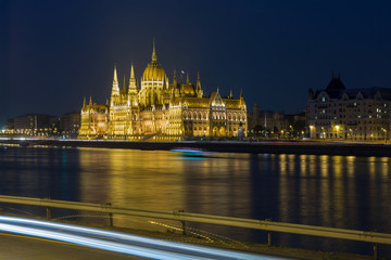 Fototapeta na wymiar Hungarian Parliament Building on the bank of Danube river