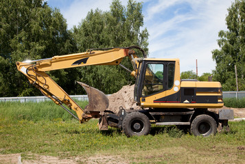 excavator; power shovel; steam shovel; earth-moving mashine; dre