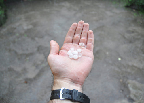 Hail in hand