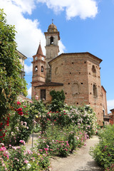 Fototapeta na wymiar Govone im Piemont. Italien