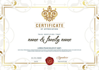 Premium vector certificate.