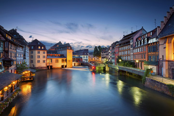 Strasbourg. Image of Strasbourg old town during twilight blue hour. - obrazy, fototapety, plakaty