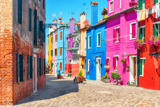 Fototapeta Old colorful houses in Burano, Italy.