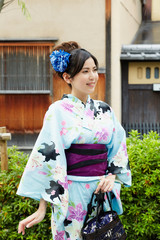 浴衣の女性