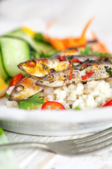 Grilled sardines with zucchini and lemon 