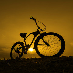 Fototapeta na wymiar Silhouette bike