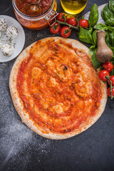 Making traditional italian pizza