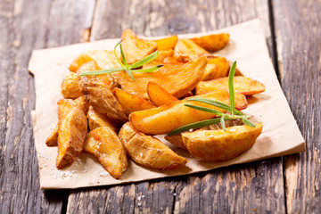 roasted potatoes with rosemary
