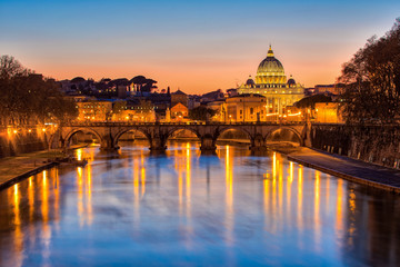 Fototapeta na wymiar The State of Vatican City at twilight
