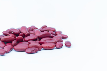 Obraz na płótnie Canvas Red bean isolated on white background