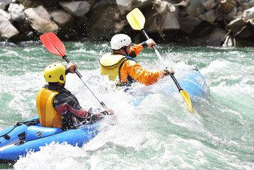 Kayaking as extreme and fun team sport - obrazy, fototapety, plakaty