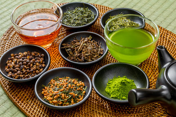日本茶いろいろ Japanese green tea and teapot