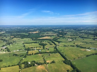 Fototapeta na wymiar flying into Lexington, Kentucky