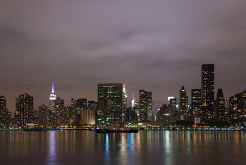 Fototapeta na wymiar New York City at night