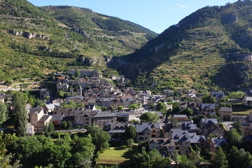 Fototapeta na wymiar Sainte-énimie, Gorges du Tarn,Lozère,France