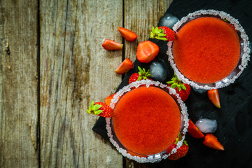 Strawberry margaritas and ingredients