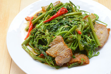 Fried Water Minosa with crispy pork
