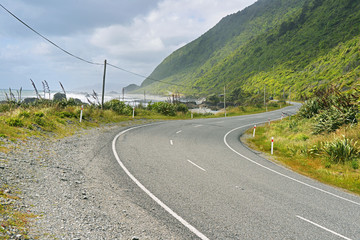 Fototapeta na wymiar Coast highway on west coast of South island, New Zealand