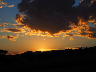 Puesta de sol en Llinars del Vallés Barcelona , verano de 2016.