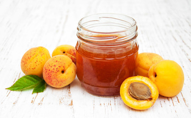 Apricots jam