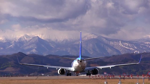 飛行機の離陸 airliners takeoff