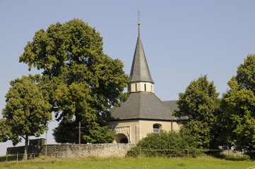 Fototapeta na wymiar Kapelle St. Sigismund bei Oberwittighausen