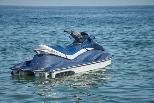 A hydrocycle on the Sea