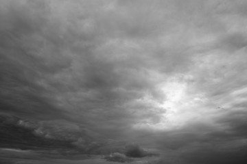 Obraz premium Sunshine through storm sky, clouds.