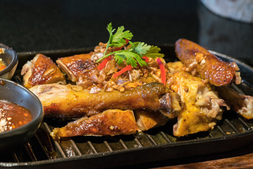 Grilled chicken breast with vegetables
