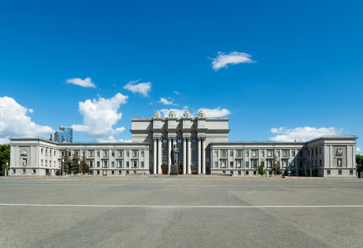 building of the Opera and ballet theatre in Samara