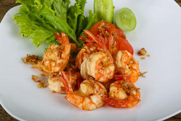 Grilled shrimps with garlic