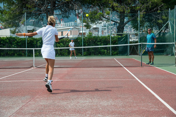 tennis school outdoor