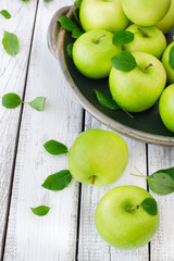 Green fresh apples