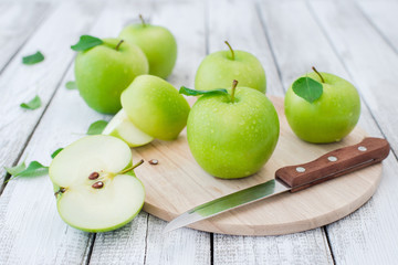 Green fresh apples