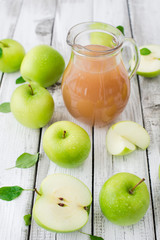 fresh apple juice