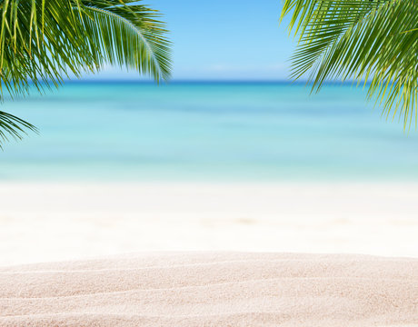 Summer sandy beach with blur ocean on background © Jag_cz