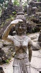 Obraz premium Weibliche Statue - Magic Garden 