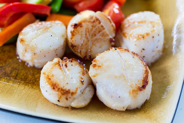 Cooked Scallops with stir fry vegetables