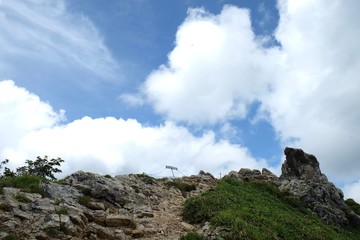 徳島県　剣山　登山　山頂