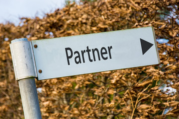 Schild 92 - Partner