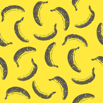 Seamless pattern with ink hand drawn bananas