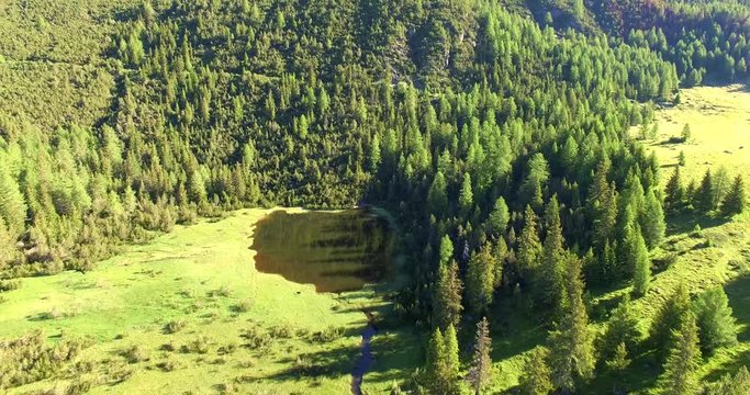 Aerial 4k - Valmalenco (IT) - Laghetto all'Alpe Entova